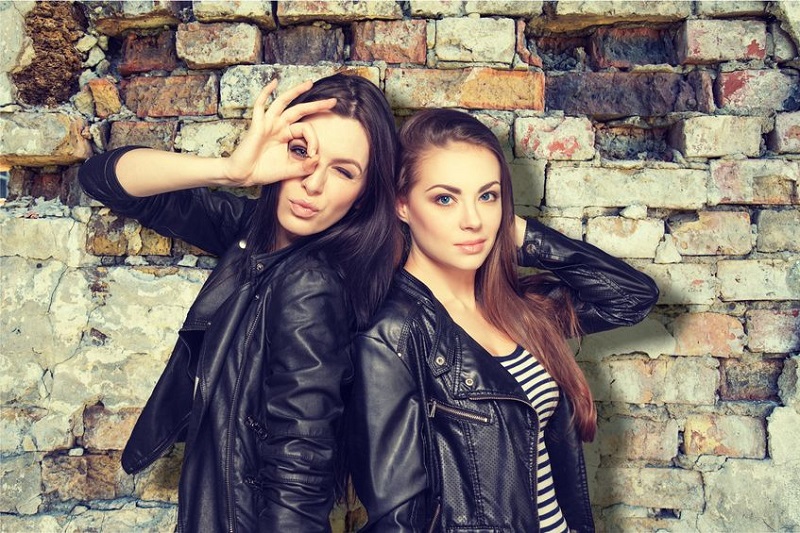 7 Reasons Girls Want To Be In Lesbian Relationships