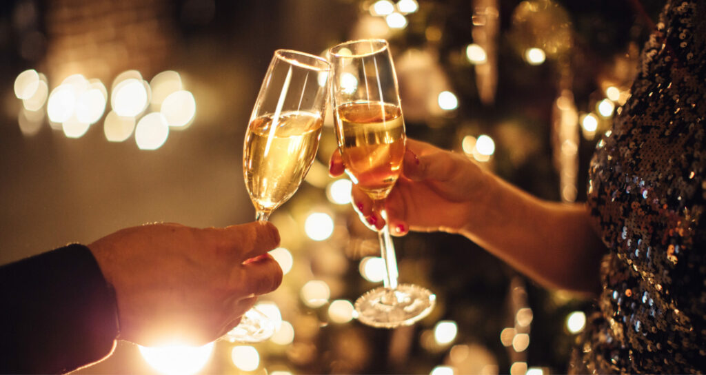 10 Romantic New Year’s Celebration Ideas for Couples